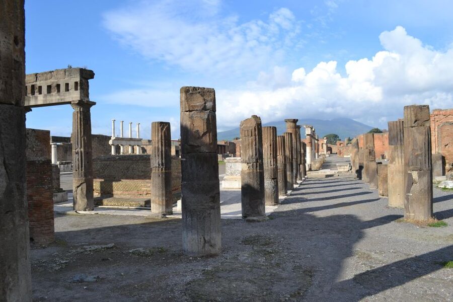 Pompeii: 2-Hour Guided Tour with an Archaeologist - Starting at Porta Marina, Pompeii’s western gate