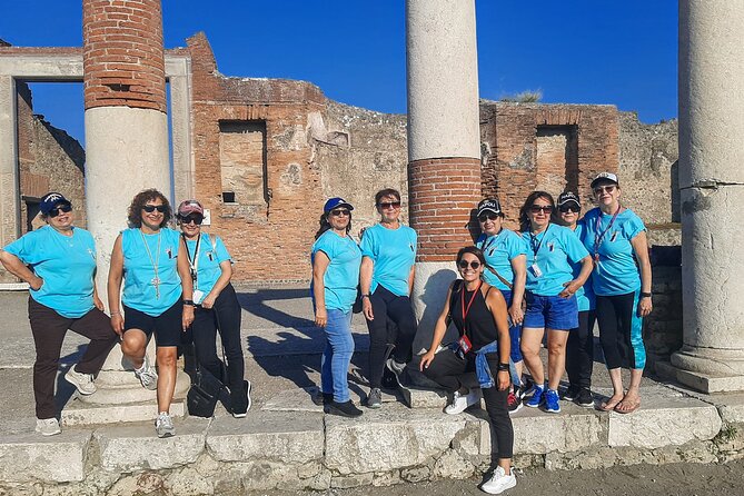 Pompeii 2 hours Private guided tour, A JOURNEY THROUGH THE TIME - Frescoes, mosaics, and Roman homes