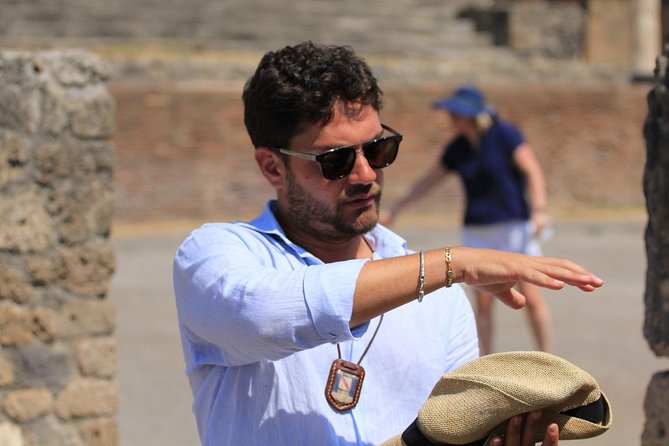 Pompeii 3h Private & Quality Tour with your Archaeologist - Finishing at the amphitheater