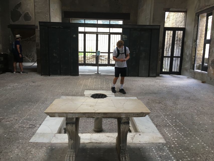 Pompeii and Herculaneum: Guided Tour with an Archaeologist - Is $141.61 a fair price?