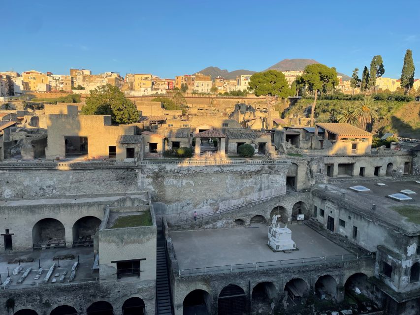 Pompeii and Herculaneum: Guided Tour with an Archaeologist - Heat, walking, and what to bring