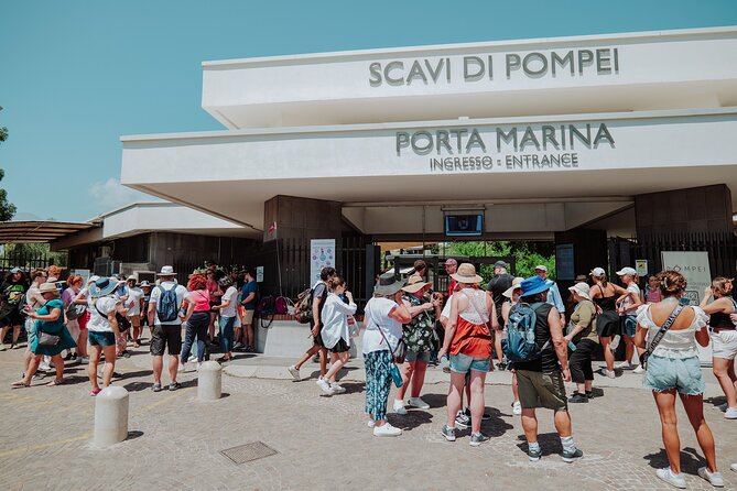 Pompeii and Herculaneum Small Group Tour with an Archaeologist - The lunch break is practical, not atmospheric