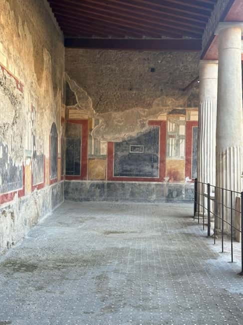 Pompeii and Vesuvius Cellars: Tour with Pick-Up in Positano - Key points to know before booking