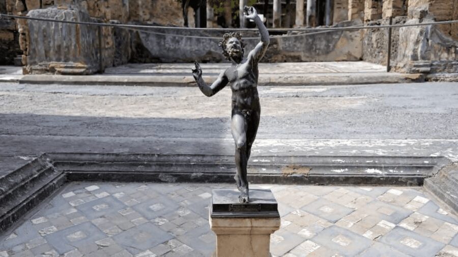 Pompeii Audioguide - TravelMate app for your smartphone - The Basilica of the Friars