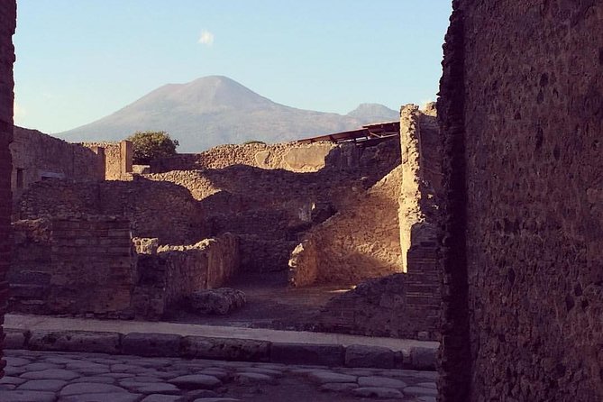 Pompeii Exclusive 2h Private Tour with your Archaeologist - Why Pompeii works best with an archaeologist