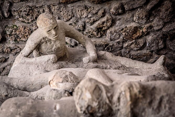 PompeiI Exclusive Tour with your Archaeologist in a Small Group - The Thermopolium and Pompeii’s everyday food culture
