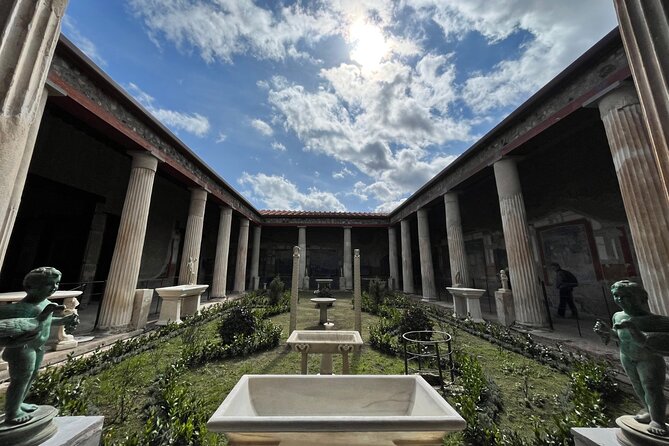 PompeiI Exclusive Tour with your Archaeologist in a Small Group - Venus, the Basilica, and the first look at power