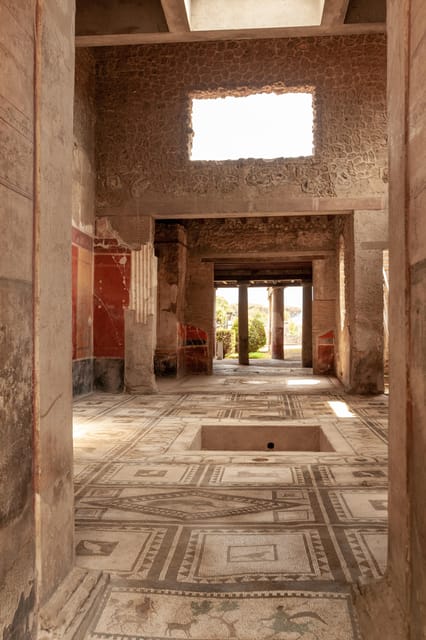 Pompeii Guided Experience - Tour Service Only - What two hours can show you