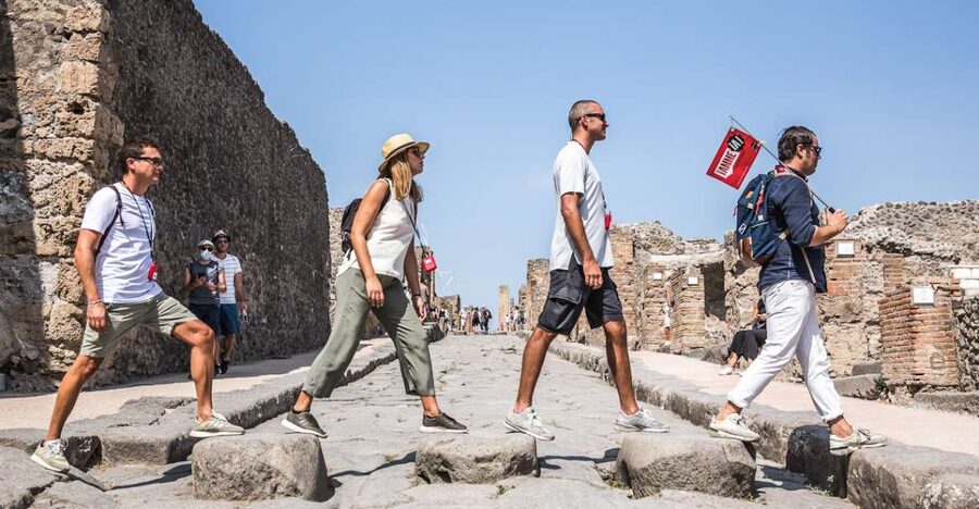 Pompeii: Guided Tour and Skip-the-Line Ticket - Why a guide matters at Pompeii