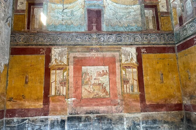 Pompeii Guided Tour and Wine Tasting from Positano - From Positano to Pompeii before the crowds build