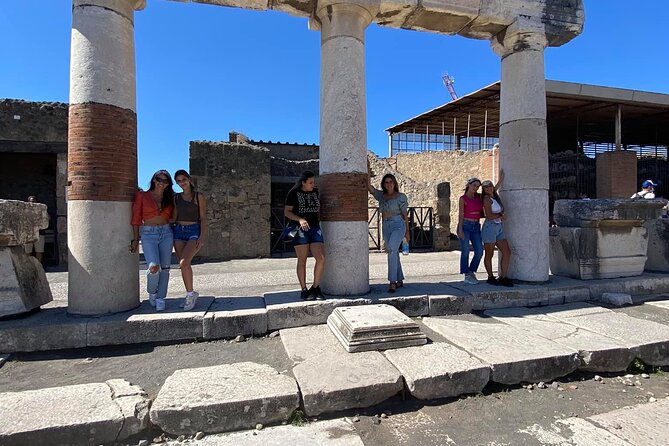 Pompeii, Herculaneum & Wine Tour, with Licensed Guide included - Pompeii in two guided hours