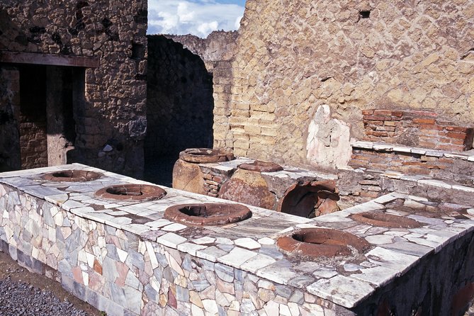 Pompeii, Mt. Vesuvius, Herculaneum Private Tour - Mt. Vesuvius: the day’s physical finish