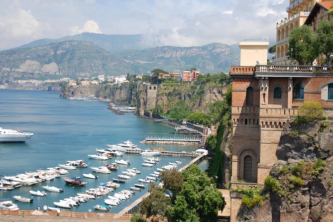 Pompeii, Positano,Sorrento with guide, tickets and lunch all included - Who will enjoy this full-day format