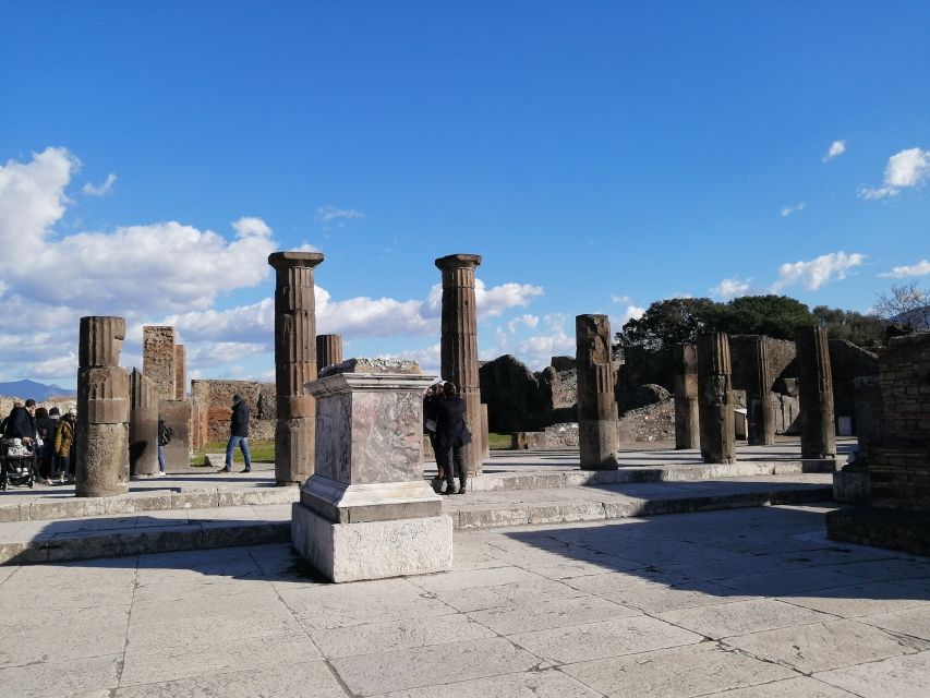 Pompeii: Private Guided Tour with an archeologist - Why an archaeologist changes your Pompeii visit