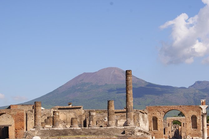 Pompeii Private Half-Day Tour from: Naples,Sorrento, Amalfi Coast - The drive from Naples, Sorrento, or the Amalfi Coast
