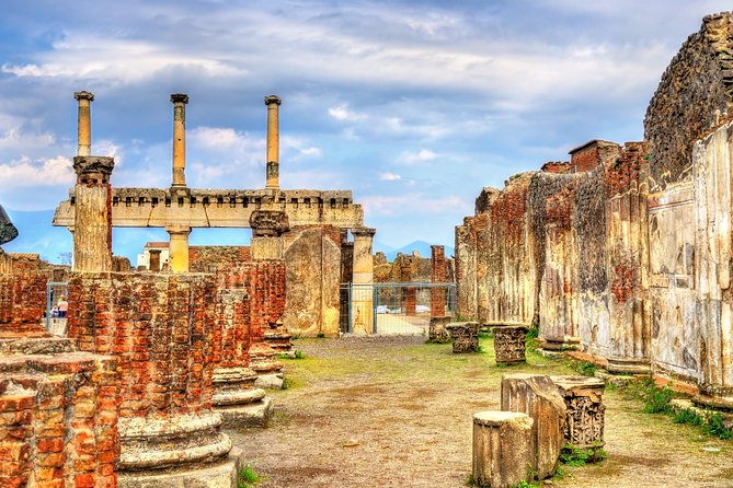 Pompeii Private & Personalized Tour with archeology expert guide - Why a private guide changes your Pompeii visit