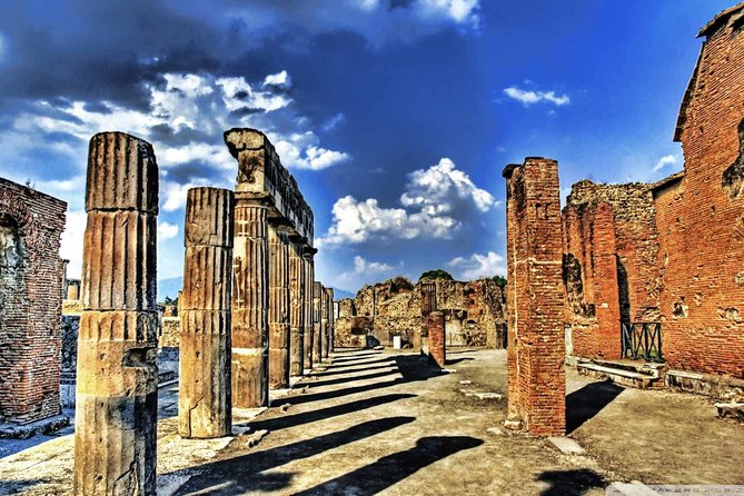 Pompeii Private Tour from Sorrento Entrance fees included - What you see during the two-hour guided visit