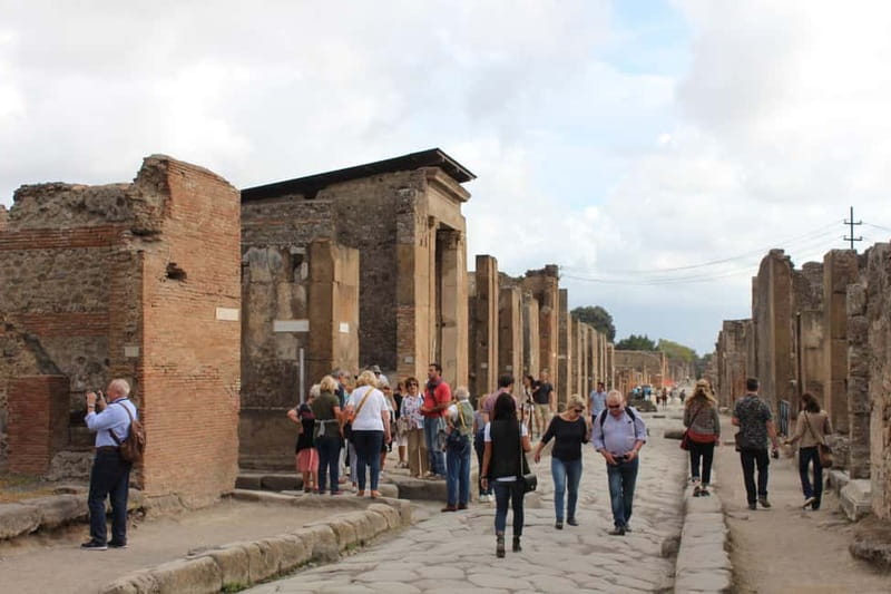 Pompeii: Skip-the-Line Guided Archaeological Discovery Tour - Why a Two-Hour Pompeii Tour Can Work