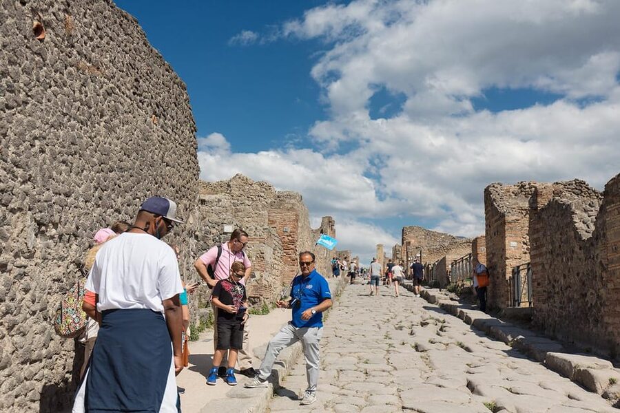Pompeii: Skip-the-Line Guided Tour - Plaster casts and the human cost of the eruption