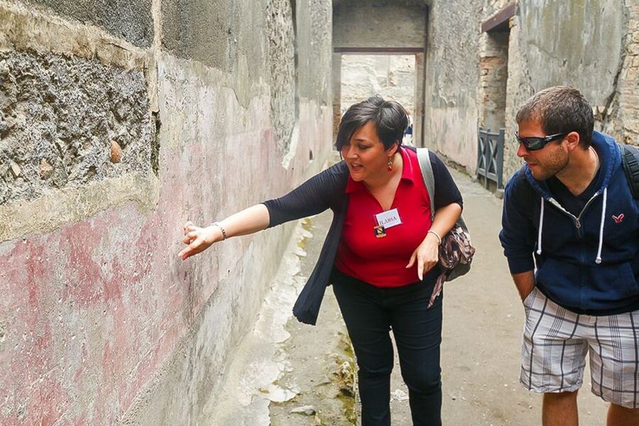 Pompeii: Skip-the-Line Guided Tour with Expert Archaeologist - Small groups, headsets, and the guide’s pace
