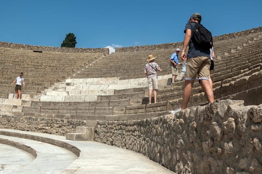 Pompeii: Skip-the-Line Guided Tour - Reading Pompeii through its streets