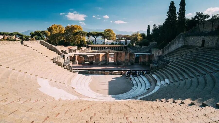 Pompeii: Skip the Line Ticket + Audioguide - Using the map and audioguide inside the ruins