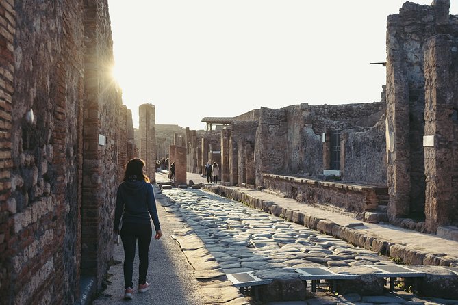 Pompeii: Skip-the-line-Ticket with Guided Tour - Practical planning for your Pompeii visit