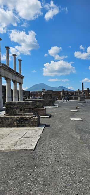 Pompeii, skip-the-line ticket with smartphone audio guide on App - The amphitheater and dramatic theaters