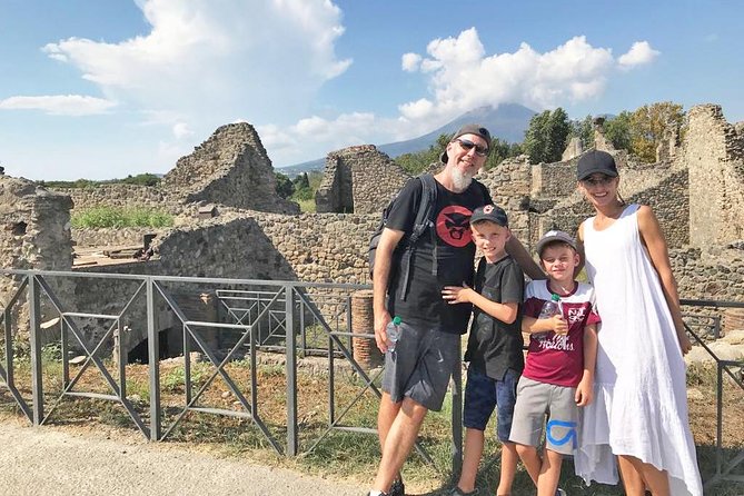 Pompeii Skip-the-Line Tour for Kids & Families with Archaelogist - Casa del Menandro and Roman Home Life