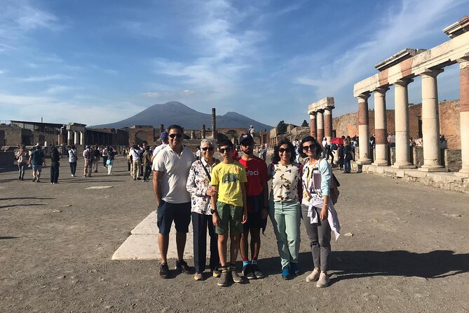 Pompeii Skip-the-line Tour with Archaeologist Guide - The gladiator barracks and the House of Menander