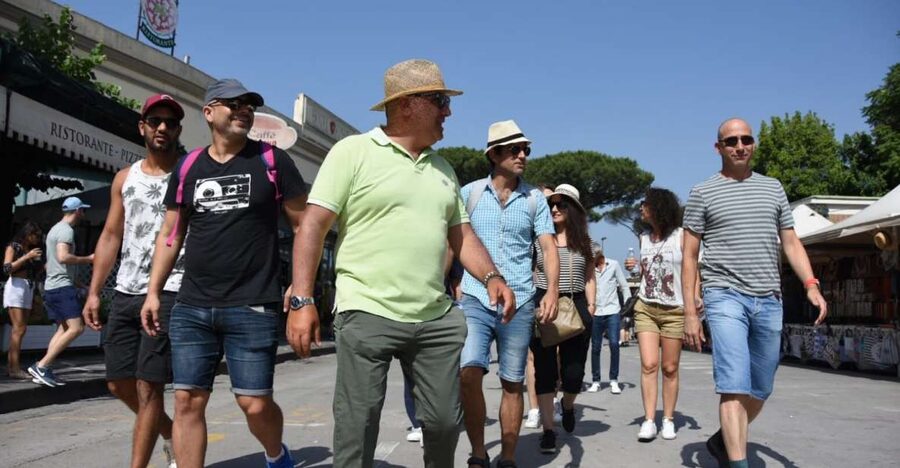 Pompeii Skip-The-Ticket-Line Tour with an Archeologist - Key points to know before you book