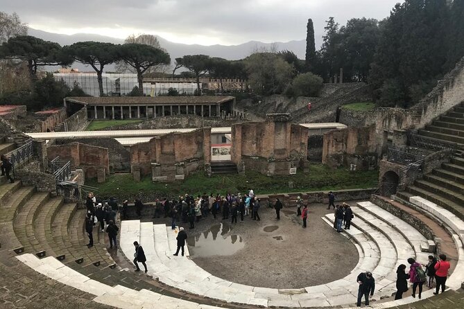 Pompeii Small Group Guided Tour with Skip-the-line Admission - Via dell’Abbondanza and the business of daily life