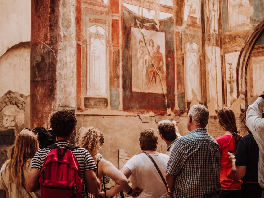Pompeii: Small-Group Tour of Pompeii and Herculaneum - Key points at a glance