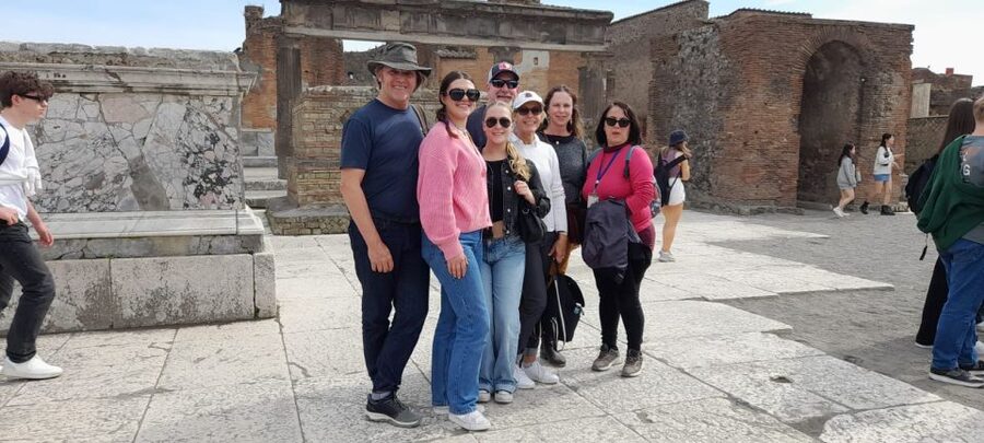 Pompeii Small Group Tour - Tickets Included - The first Sunday warning