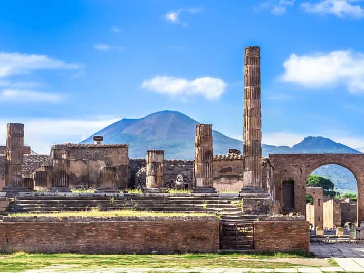 Pompeii Tour_Skip the line ticket + audioguide - Following Pompeii’s streets, houses, and shops