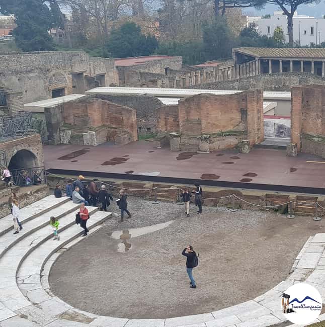 Pompeii Tour with Archaeological Expert and Lunch - Teatro Piccolo and Pompeii’s performance spaces
