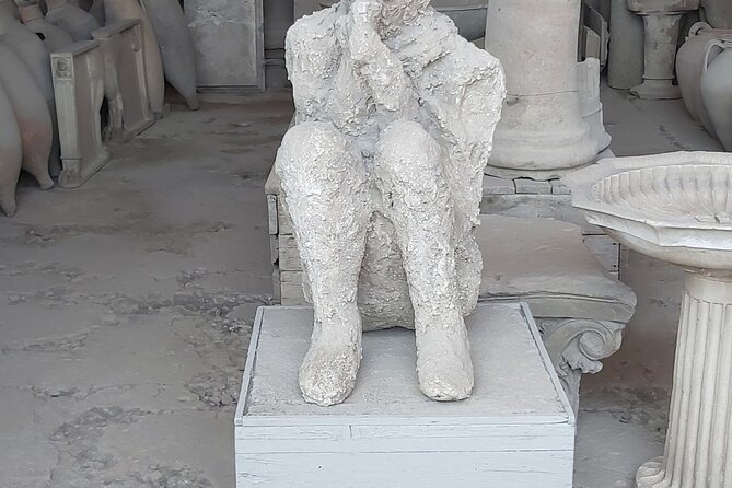 Pompeii tour with archaeologist - Starting at the Forum, Pompeii’s public center