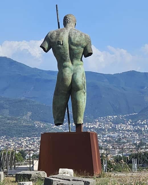 Pompeii: Tour with Archaeologist Guide & Skip-the-Line Entry - Lupanare and Pompeii’s less polished side
