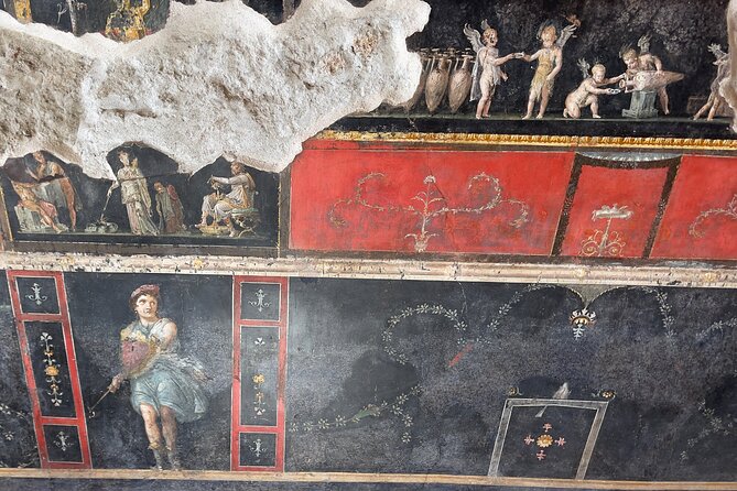 Pompeii & Vesuvius with Lunch & Wine Tasting from Amalfi Coast - Pompeii with Sasa, Francesco, or Melania