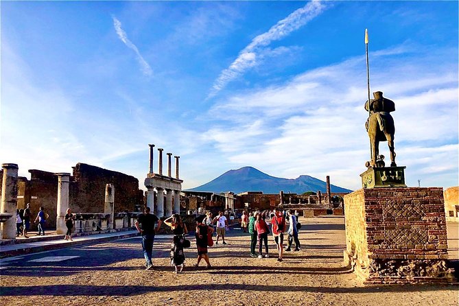 Pompeii & Vesuvius with Lunch & Wine Tasting from Positano - Lunch and wine at Casa Setaro or Vigna delle Rose