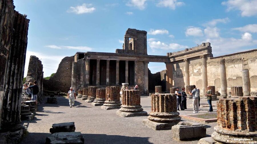 Pompeii VIP 3h Tour: Skip-the-line with your Archaeologist - Practical advice for a smoother visit