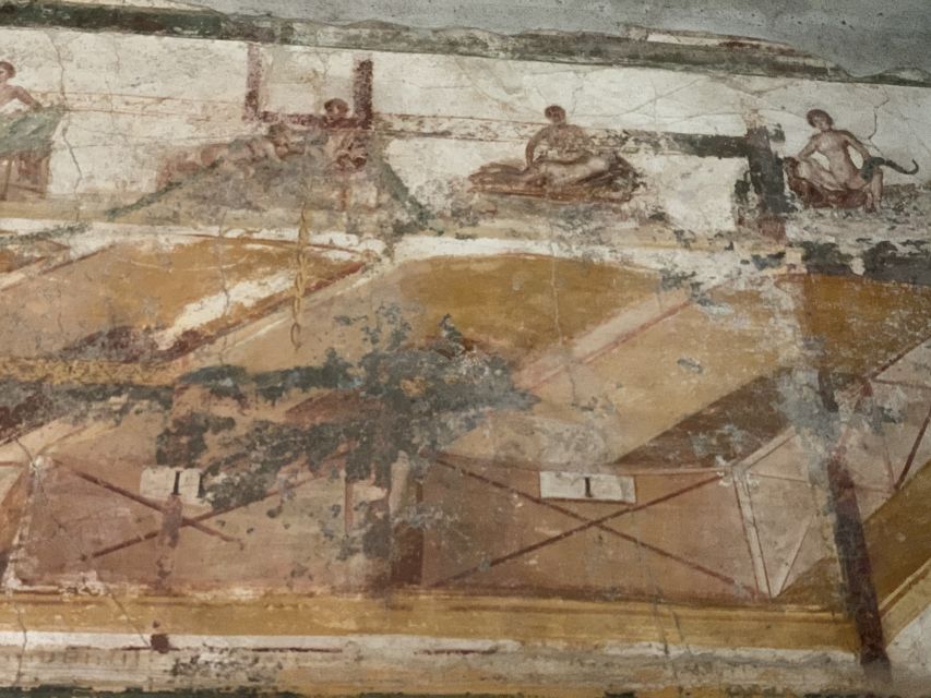 Pompeii VIP 3h Tour: Skip-the-line with your Archaeologist - The Garden of the Fugitives and the human cost