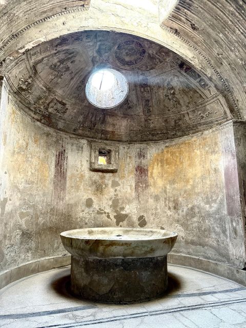 Pompeii VIP 3h Tour: Skip-the-line with your Archaeologist - Basilica, forum, and the machinery of public life