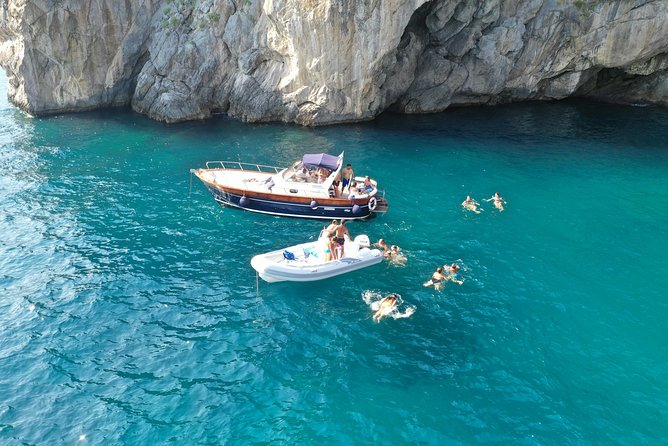 Positano e Amalfi exclusive cruise - Conca dei Marini and Santa Croce