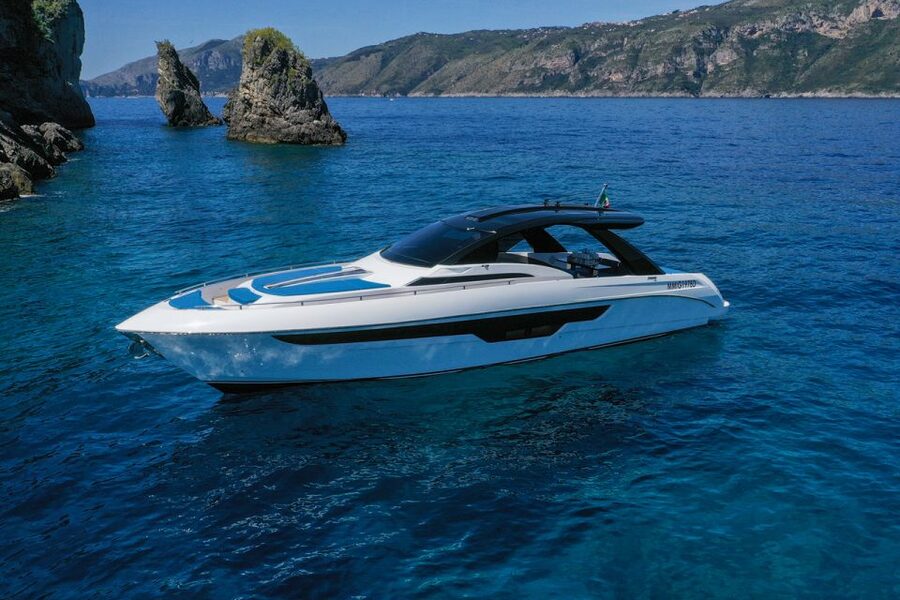 Positano: Private Sunset Boat Experience - Captain service and the feel onboard