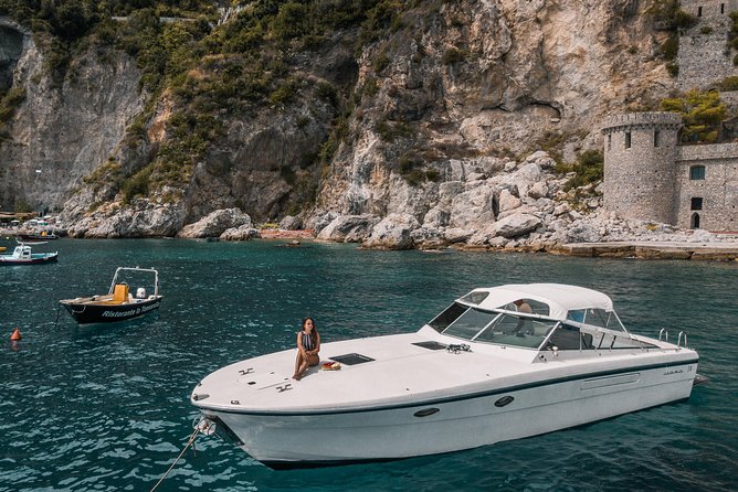 Private Amalfi Coast Boat Trip from Positano, Praiano or Amalfi - Lunch by boat, with the cost and time clearly understood
