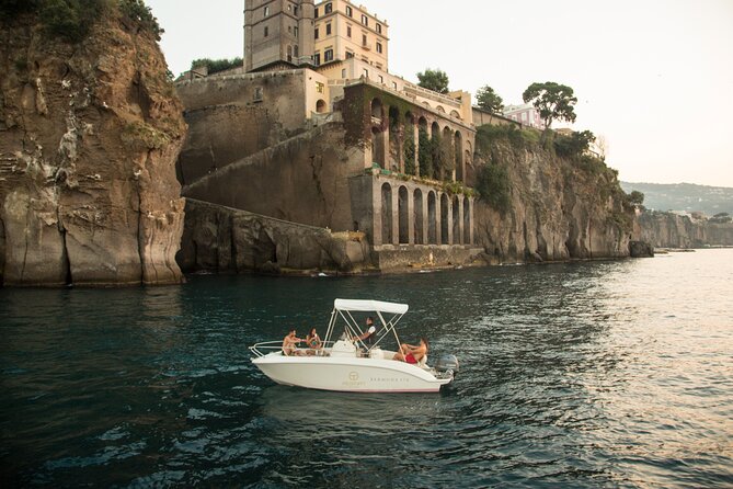 Private Amalfi Coast Tour in a ROMAR BERMUDA Boat - What the private format is worth