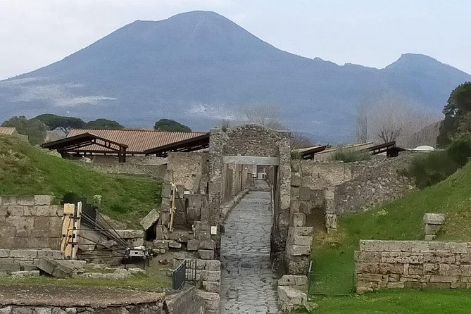 Private Archaeologist service to explore Pompeii's secrets any time ticket incl. - Grand Theatre: ancient entertainment still in use