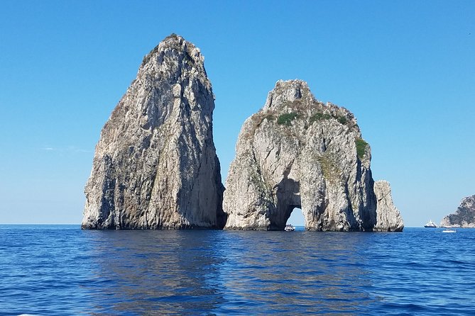 Private boat excursion to Capri from Sorrento - 7 hours - Choosing between Capri ashore and a full day afloat