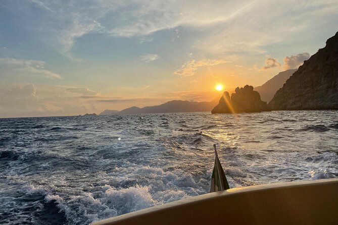 Private Boat Tour at Sunset on the Amalfi Coast - The guide makes a real difference